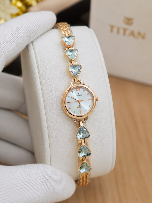 Luxury Waterproof Rose Gold Crystal Women's Watch – Elegant Bracelet Design ✨⌚💎